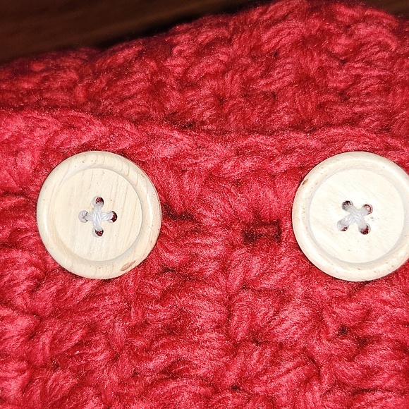 NEW!! Handmade Buttoned Neck Warmer - Picture 4 of 5